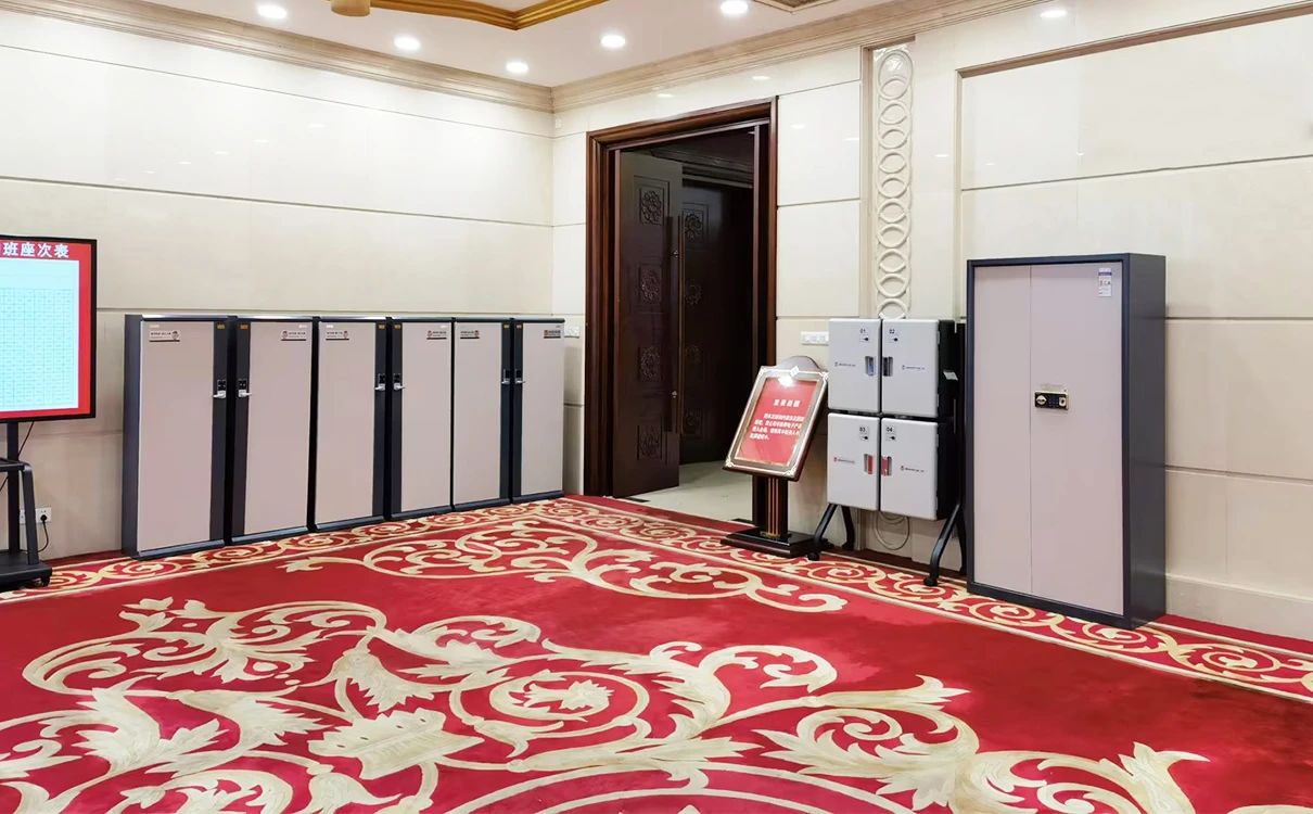 会议现场外防止手机屏蔽柜